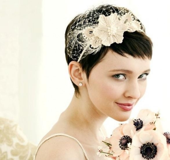 Le acconciature per sposa con capelli corti, belle e trendy