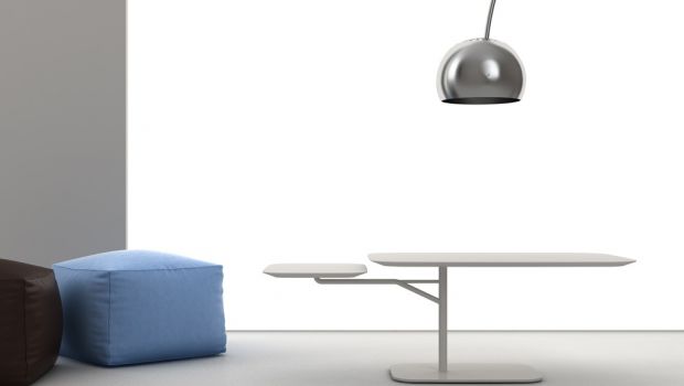 Il tavolo di design 360 degrès di Ligne Roset disegnato da Roberto Paoli