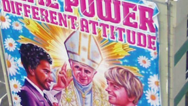 Il manifesto del Papa che benedice le nozze gay