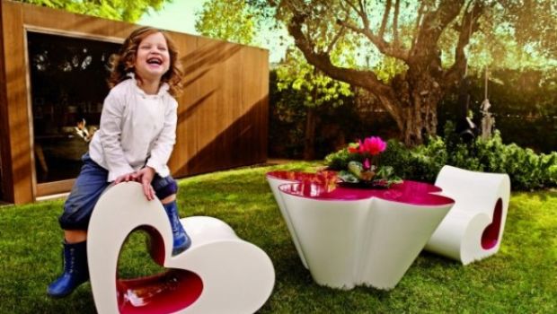 I mobili per bambini a forma di fiori e cuori di Agatha Ruiz De La Prada