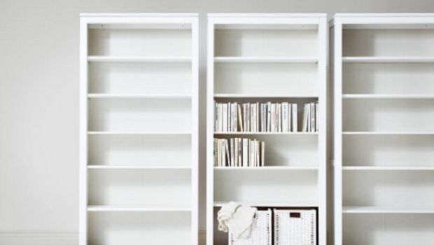 Le librerie Ikea da salotto per arredare low cost