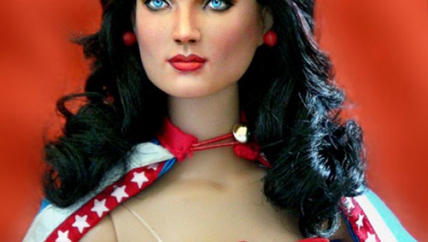 Celebrity Dolls, le bambole delle celebrità ricreate da Noel Cruz