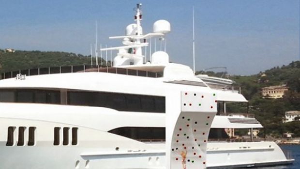 Pareti da scalare per yacht di lusso di ricchi armatori