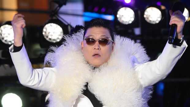 Capodanno 2013 New York: i video e le foto di Psy in Gangnam Style, Taylor Swift e Carly Rae Jepsen