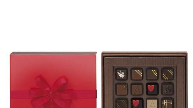 San Valentino 2013: Armani/Dolci propone il suo cioccolatino in edizione speciale