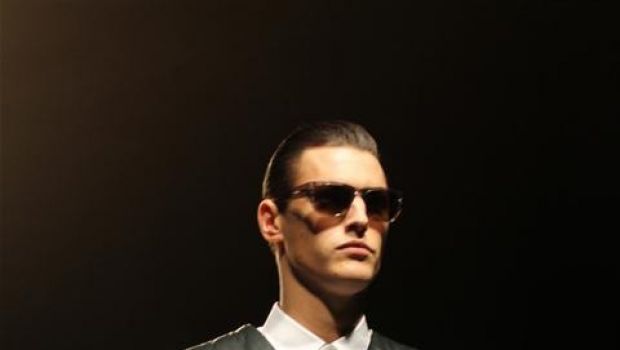 Milano Moda Uomo 2013: i gessati metropolitani di Ermenegildo Zegna, foto sfilata e backstage