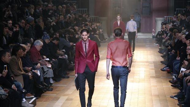 Sfilate moda uomo 2013 Parigi: le forme e le proporzioni maschili di Lanvin, le foto