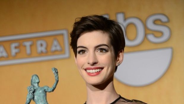 SAG Awards 2013 red carpet: i look delle star, da Anne Hathaway a Julianne Moore, tutte le foto