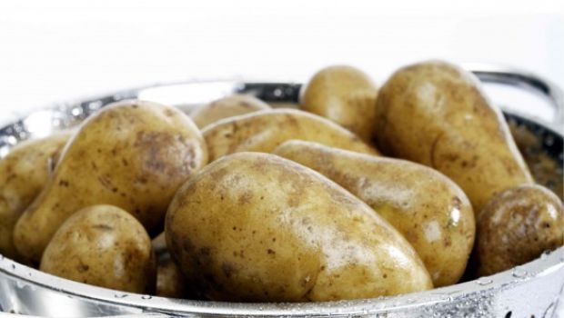 Cucinare le patate al microonde con i tempi di cottura perfetti