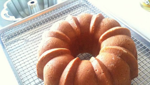 La torta al limone facile da fare con la ricetta originale