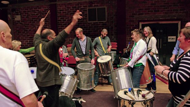 Dal Brasile la musica per il Carnevale adatta alle feste in casa