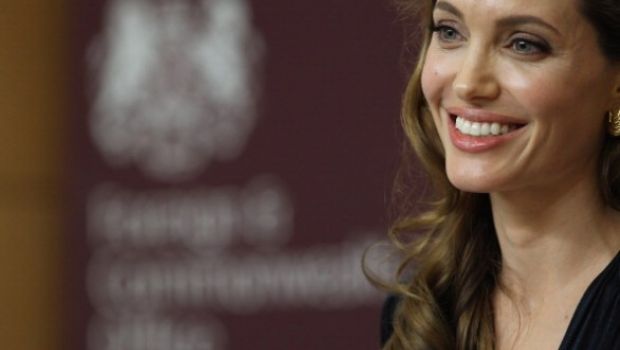 Angelina Jolie incinta, in arrivo il settimo figlio per la compagna di Brad Pitt?