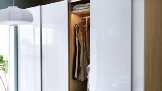 L’armadio Pax dell’Ikea, soluzione versatile per arredare i piccoli spazi