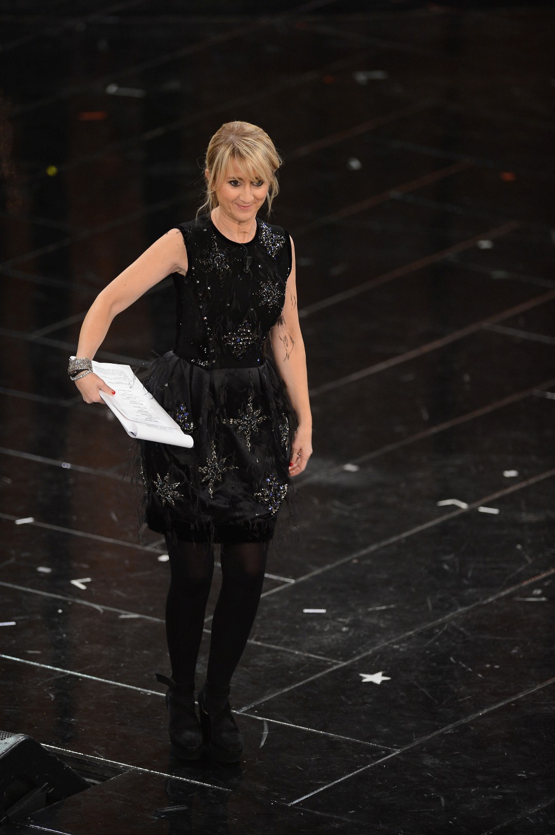 Sanremo 2013 presentatori: Luciana Littizzetto veste Gabriele Colangelo, i bozzetti degli abiti