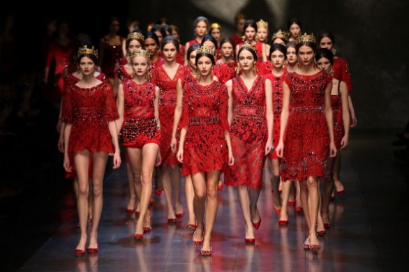 La donna-femmina di Dolce & Gabbana al Milano Moda Donna autunno inverno 2013-14