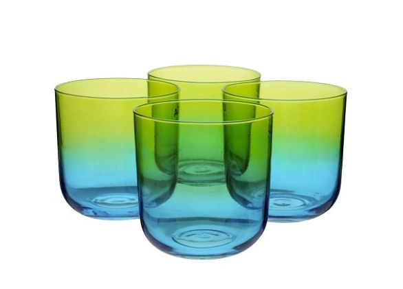 I bicchieri colorati di design più ironici per la nostra tavola