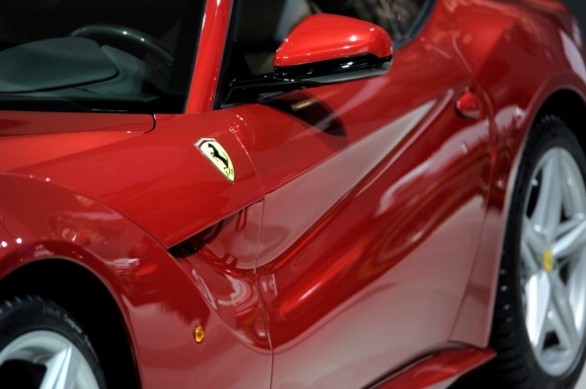 Ferrari F12berlinetta incoronata migliore auto sporiva da Gulf Connoisseur