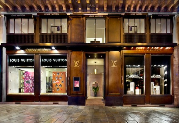 Louis Vuitton Cabinet d’Ecriture pop up store a Parigi