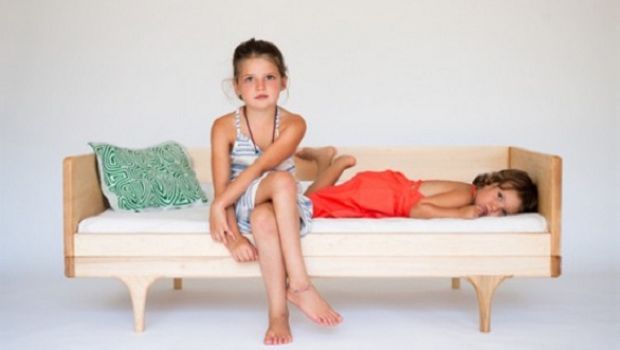 L&#8217;originale divano-letto per bambini Caravan Divan di Kalon