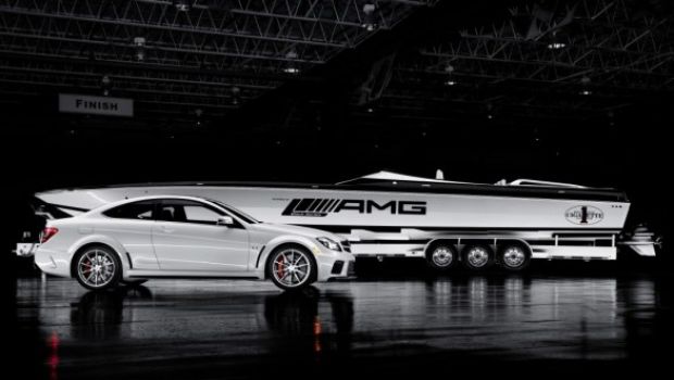 Mercedes-AMG e Cigarette Racing lanciano offshore con il motore elettrico più potente