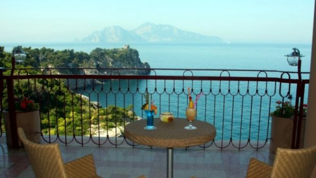 Hotel Delfino per una Pasqua a Sorrento tra lusso e sole