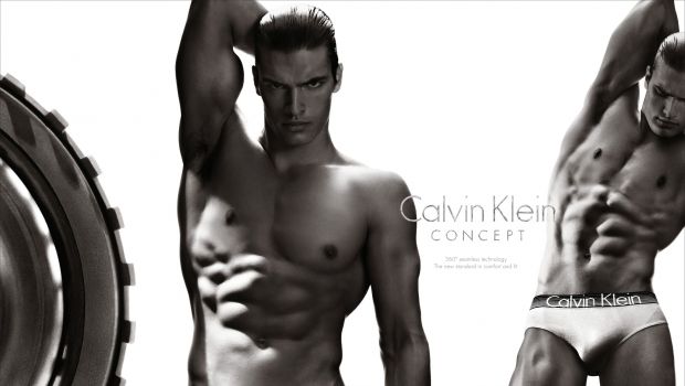 NFL Super Bowl 2013: Calvin Klein presenta lo spot di lancio della linea Concept per la S/S 2013