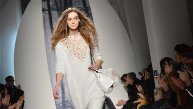 Sfilate Milano Moda Donna 2013: il romanticismo selvaggio di Aigner, tutte le foto