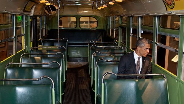 Barack Obama ricorda Rosa Parks che lottò contro il razzismo