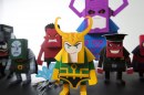 Supereroi Marvel, i paper toys e le clip x Momot