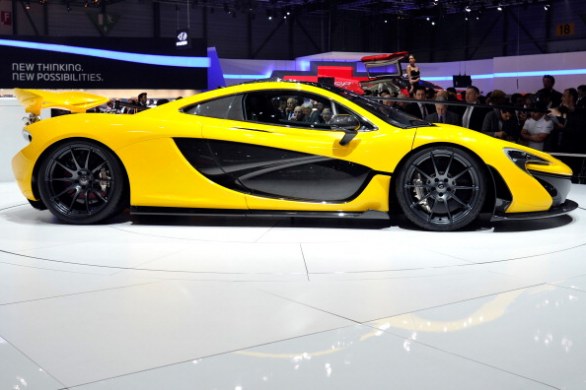 McLaren P1 un&#8217;auto sportiva estrema nello stesso segmento della Ferrari LaFerrari