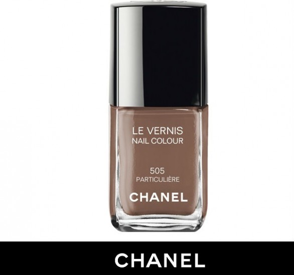 505 Chanel Le Vernis Particulière, un must have per intenditrici