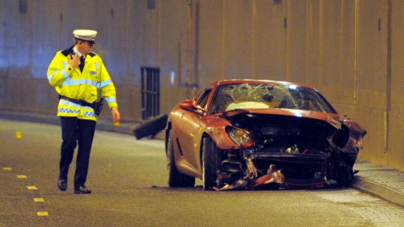 La Ferrari 599 GTB danneggiata da Cristiano Ronaldo in un incidente all&#8217;asta sul sito di eBay