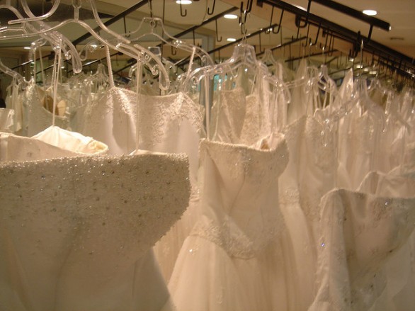 Scegliere abiti da sposa a noleggio con i consigli utili di Pinkblog