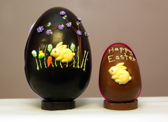 Come decorare le uova di Pasqua al cioccolato