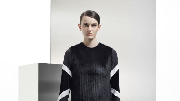 Neil Barrett, la collezione autunno inverno 2013 2014: il minimalismo maschile in salsa Bauhaus