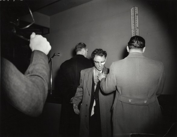 &#8216;Murder is my business&#8217;, la New York degli anni &#8217;30 negli scatti di Arthur Fellig Weegee