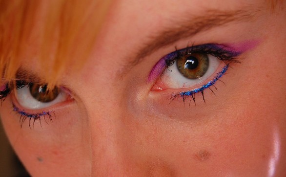 Come creare in casa il proprio eyeliner usando i pigmenti minerali