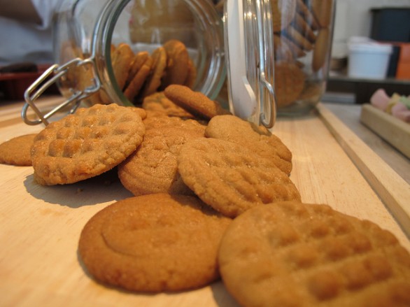 La ricetta veloce dei biscotti al burro di arachidi