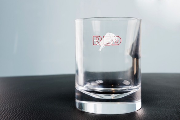 Fuori Salone 2013: il premio di design di Red Bull al bicchiere di Zaven