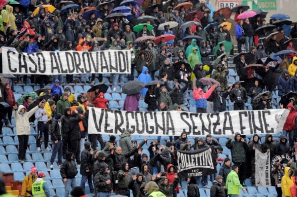 Federico Aldrovandi, cittadinanza onoraria alla mamma. PDL e Lega lasciano l’aula