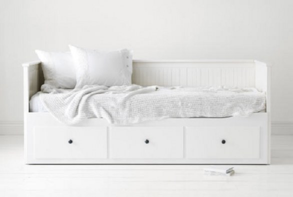 Il letto a scomparsa Ikea:  colori, modelli e prezzi