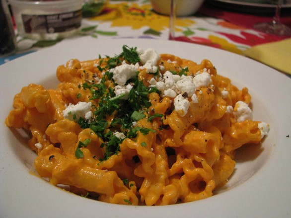 Pasta con crema di peperoni, ecco la ricetta