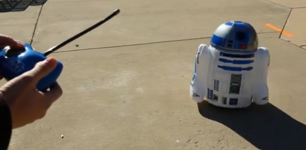 R2-D2 gonfiabile e telecomandato