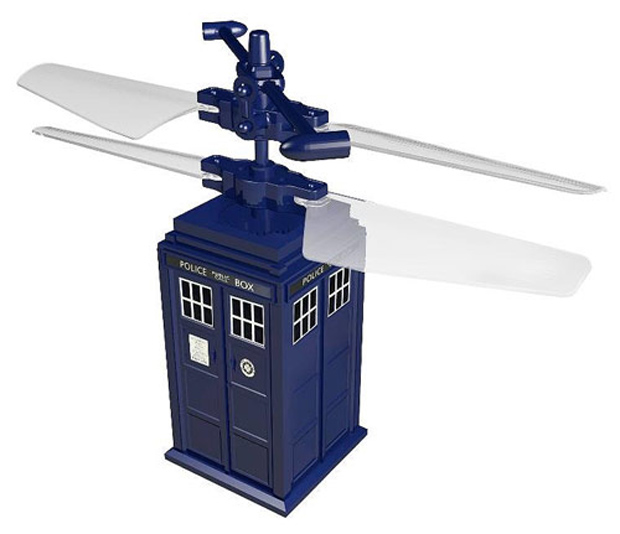 Il Tardis del Doctor Who volante e telecomandato