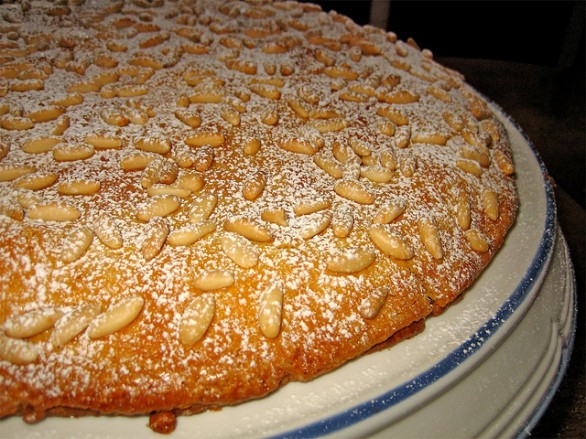 La torta della nonna con la ricetta originale