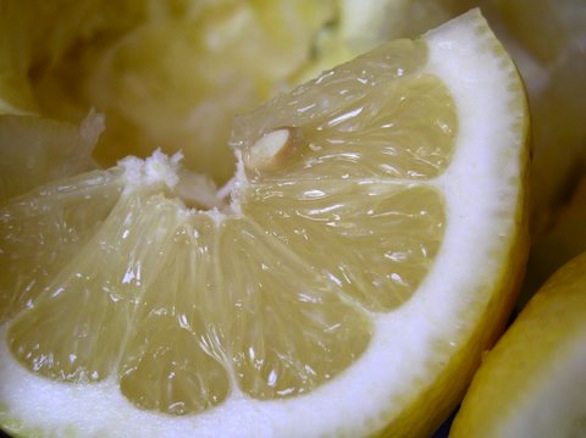 I benefici del succo di limone per la nostra salute