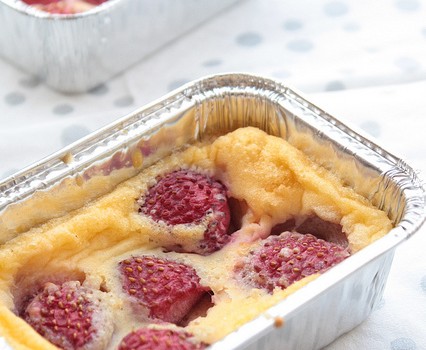 La ricetta del clafoutis alle fragole