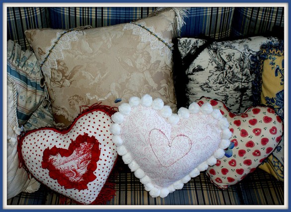 Per la Festa della mamma il cuscino patchwork a forma di cuore