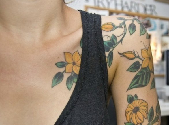 Tatuaggi al braccio giapponesi o con fiori: proposte eleganti e raffinate