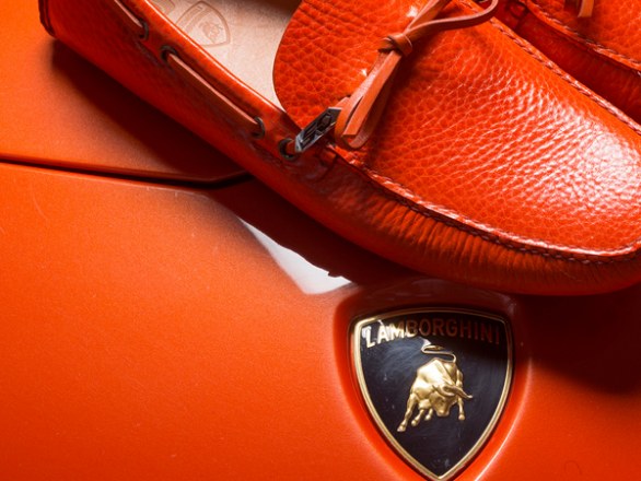 Car Shoe del Gruppo Prada firma mocassino in edizione limitata Lamborghini